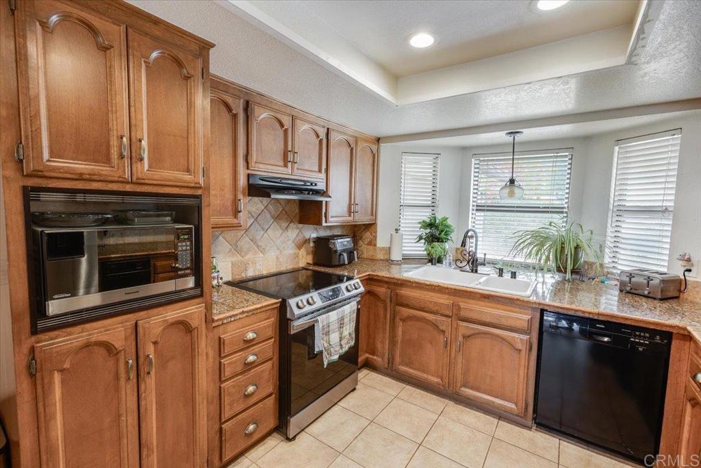 SD COUNTRY ESTATES - Residential