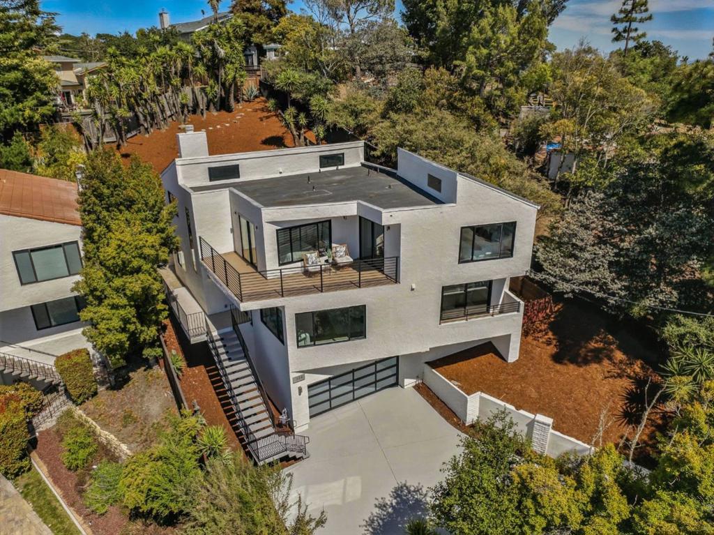 324 Clifton Avenue