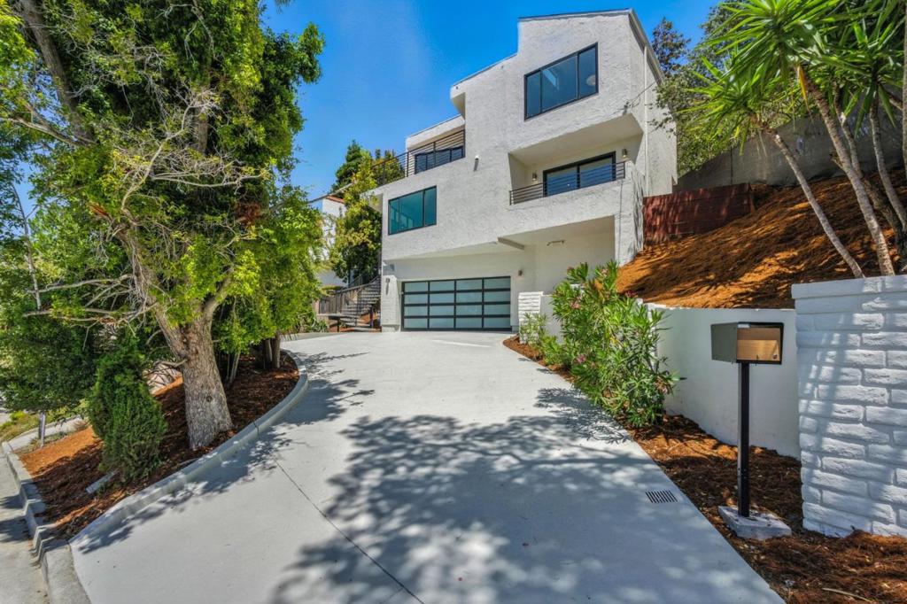 324 Clifton Avenue