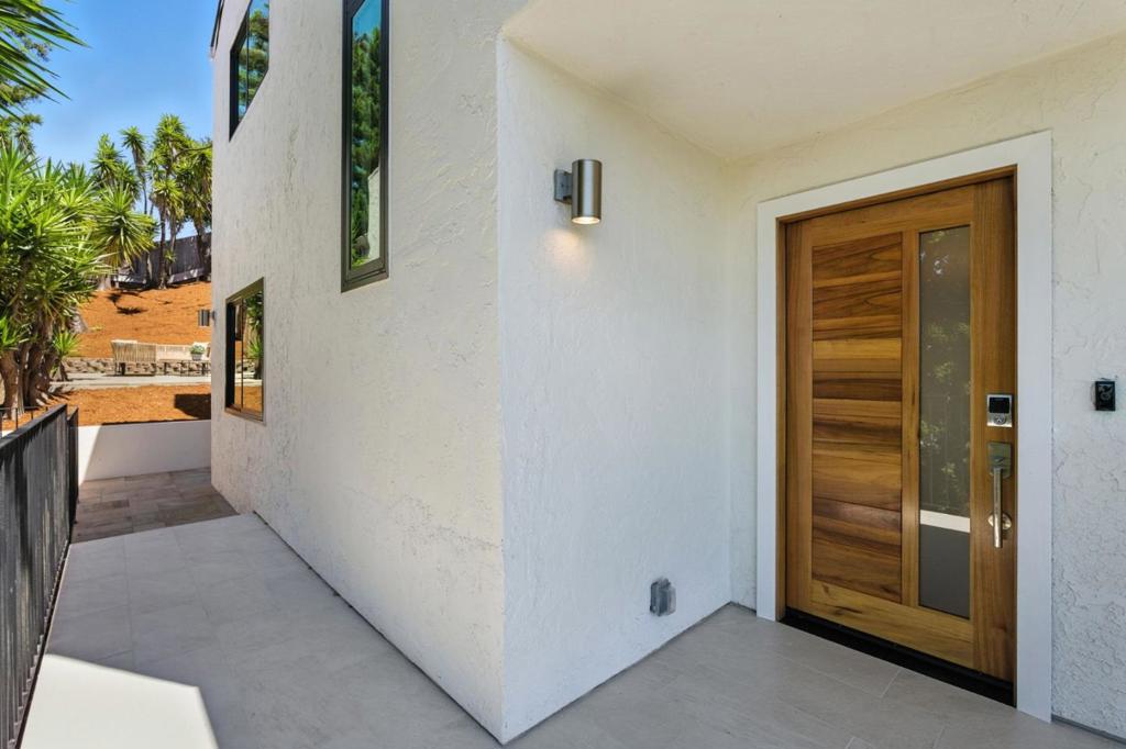 324 Clifton Avenue