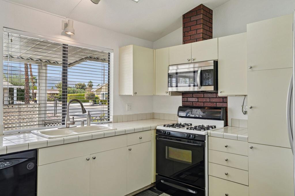 The Canyon - Manufactured In Park