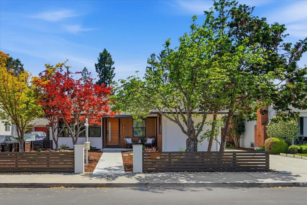 971 Madeline Lane