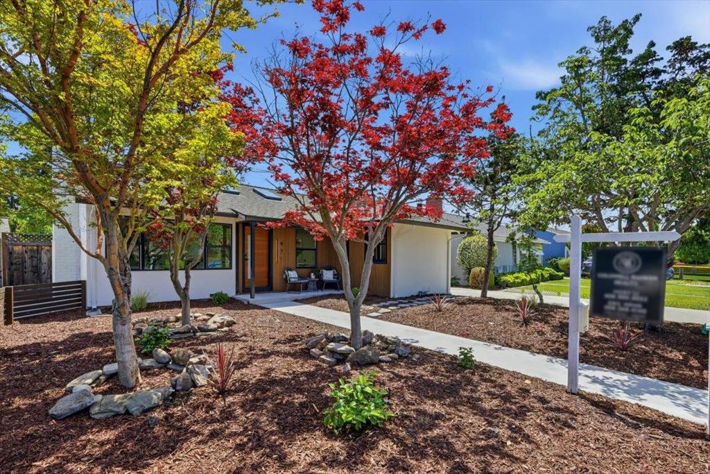971 Madeline Lane