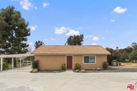 37200 Glenoaks Road 2 Temecula CA 92592