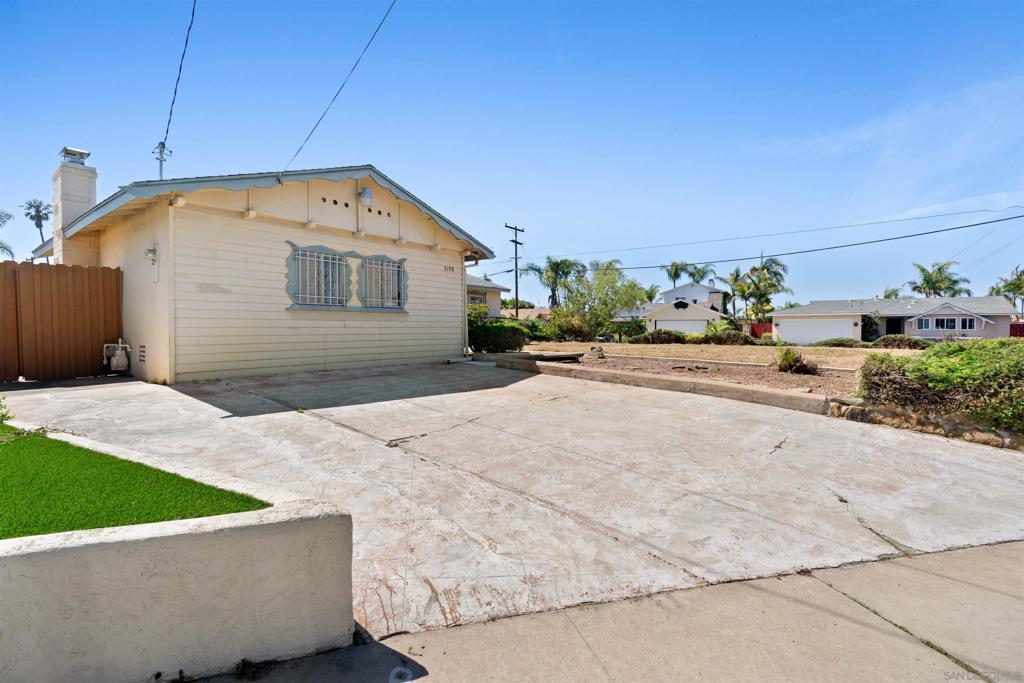 Properties 3 5198 Providence Rd