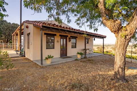Tiny photo for 7010 Wilderness Lane, Paso Robles, CA 93446 (MLS # NS26028197)