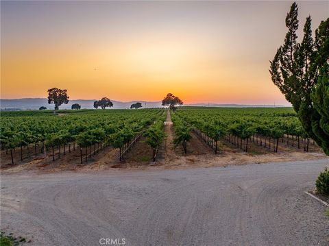 Tiny photo for 7010 Wilderness Lane, Paso Robles, CA 93446 (MLS # NS26028197)