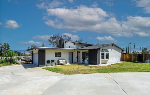 Photo of 1509 Pamela Cir, Redlands, CA 92373 (MLS # IG26129325)