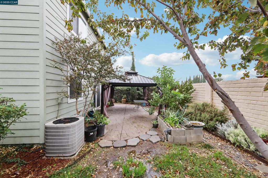 HUNTINGTON PARK - Residential