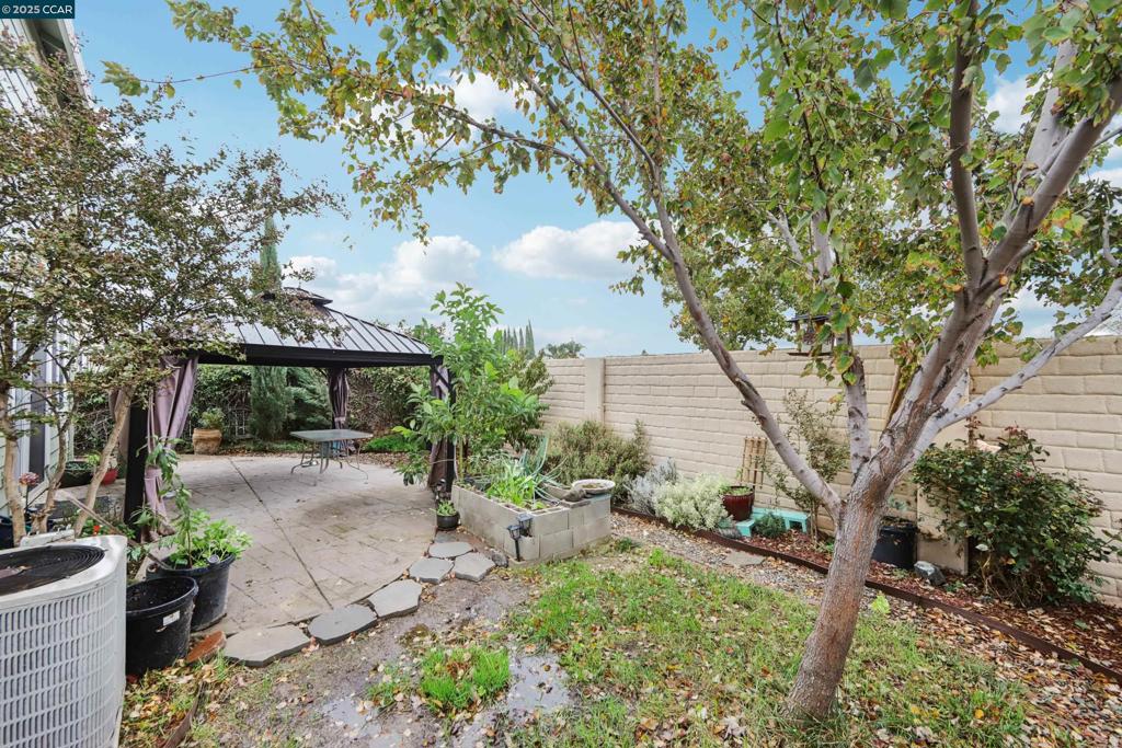 HUNTINGTON PARK - Residential