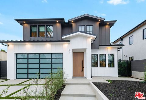 831 N Spaulding Avenue Los Angeles CA 90046