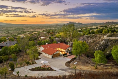 41525 Avenida Ortega Temecula CA 92592