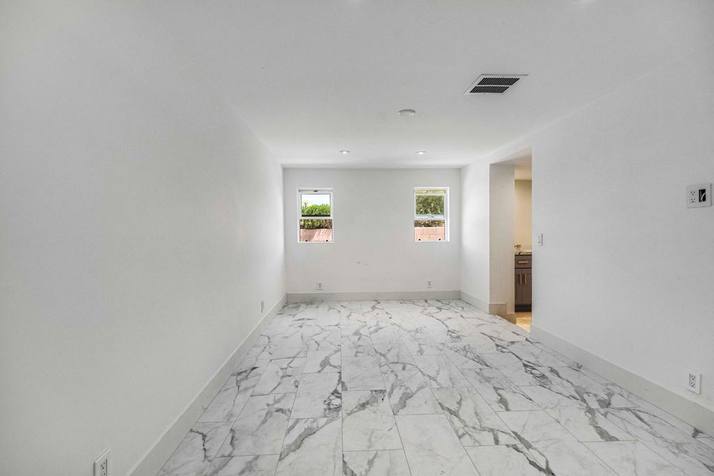 Tri Palm Estates - Residential