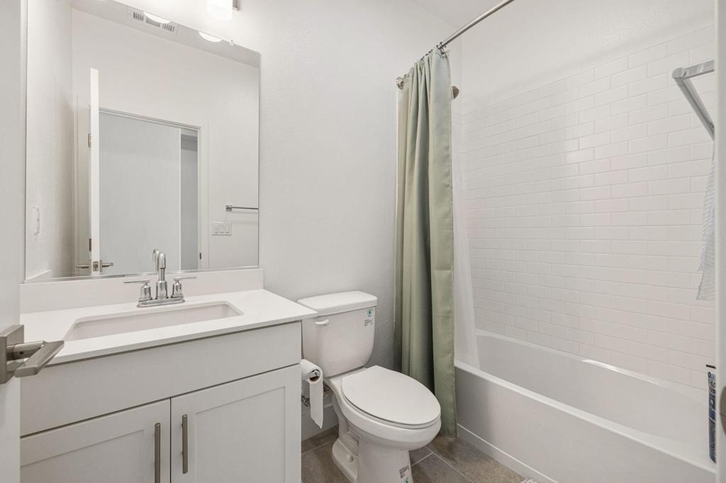 Terra Lago - Residential