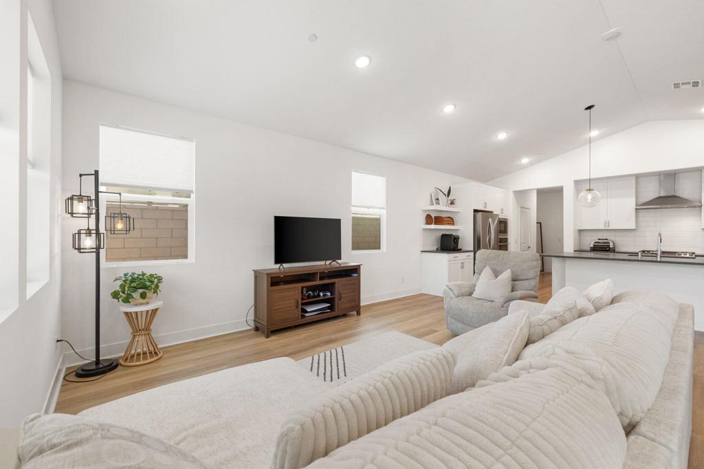 Terra Lago - Residential