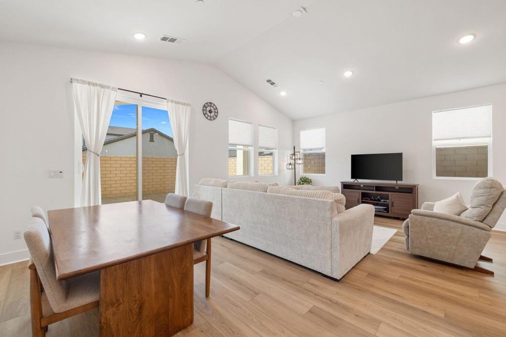 Terra Lago - Residential