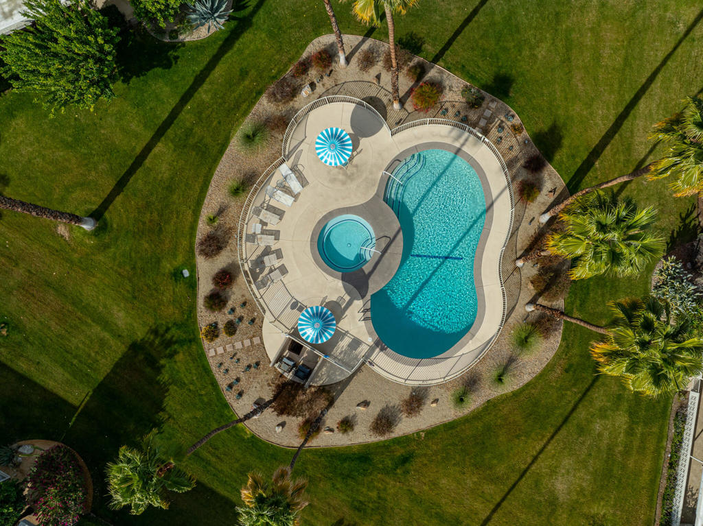 1511 E Twin Palms Drive