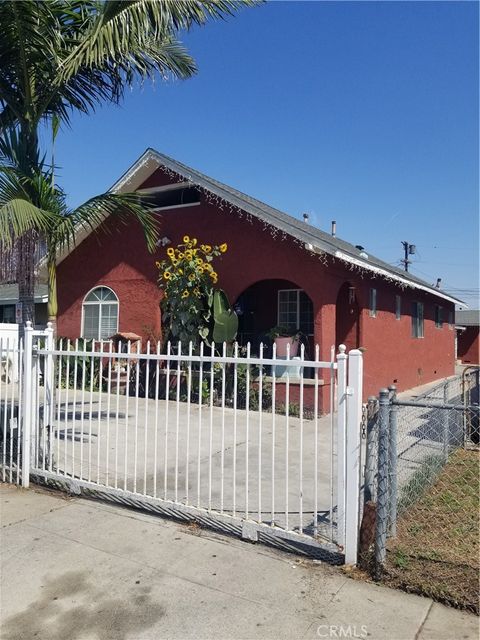 Photo of 145 W 66th Street, Los Angeles, CA 90003 (MLS # WS25254880)