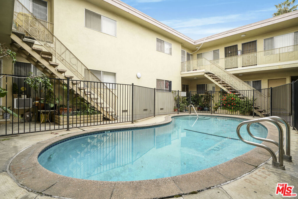 Properties 1 2038 S Holt Avenue