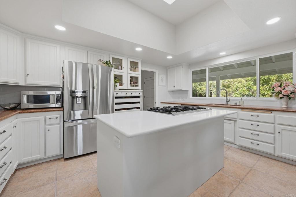 3830 Lake Garden Drive