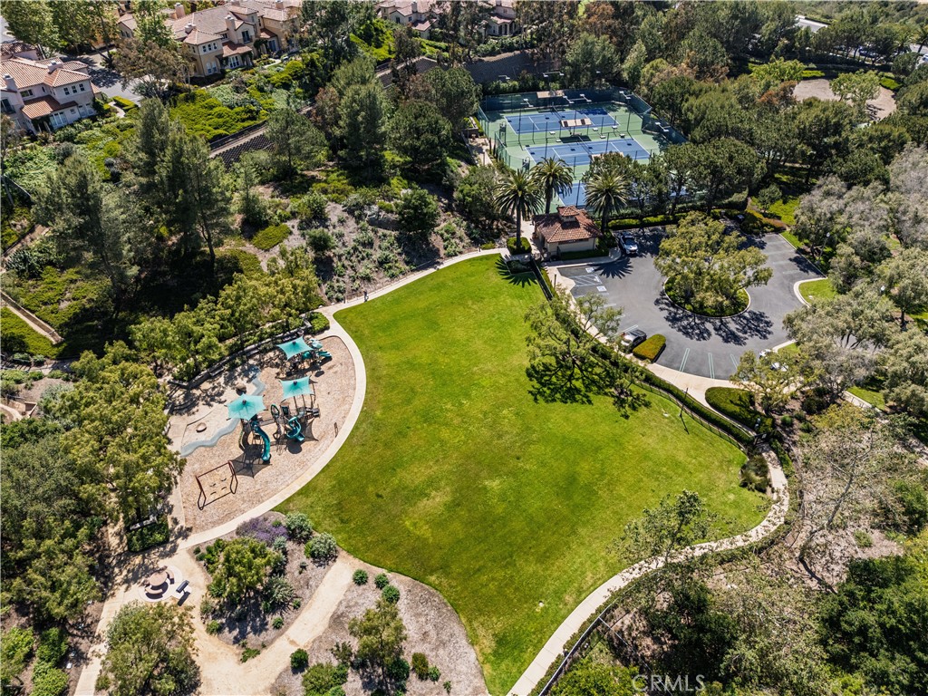 15 Tivoli Court
