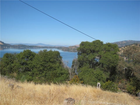 Photo of 3015 Oak Crest DR, Clearlake, CA 95422 (MLS # LC26201238)