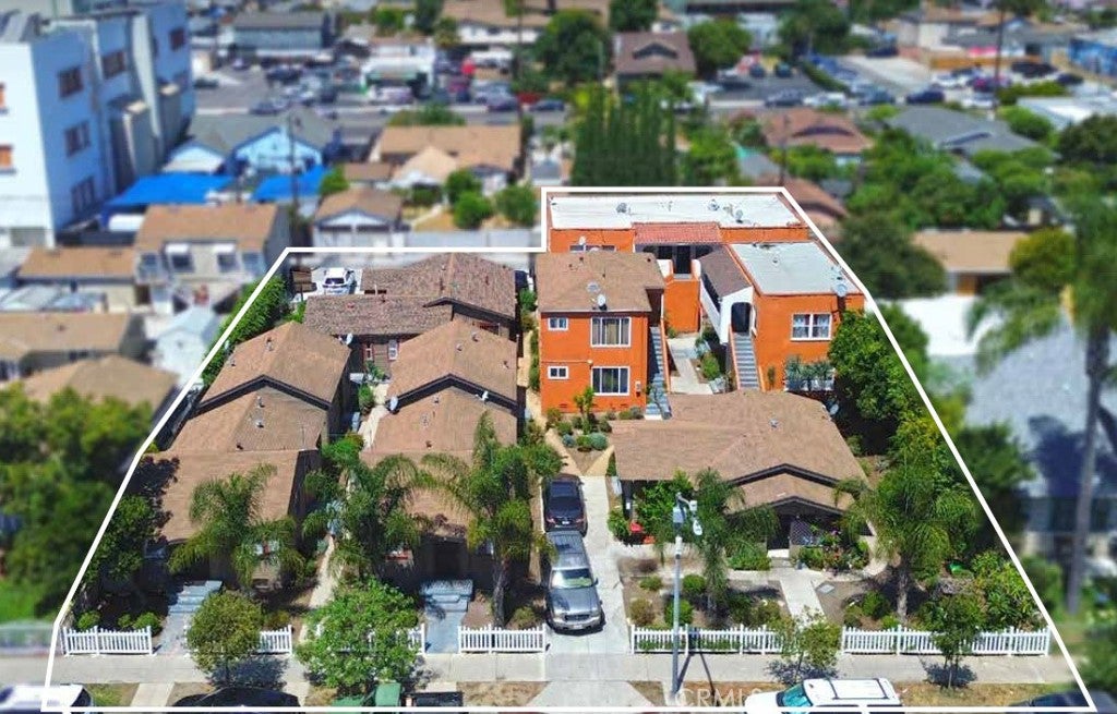 Properties 1 6729 Middleton