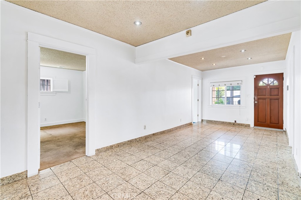 1613 West 56th Street