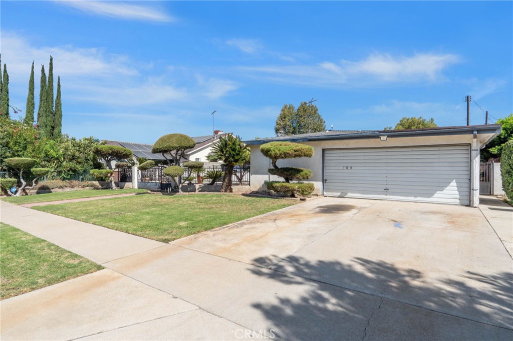 14909 Hiawatha Street