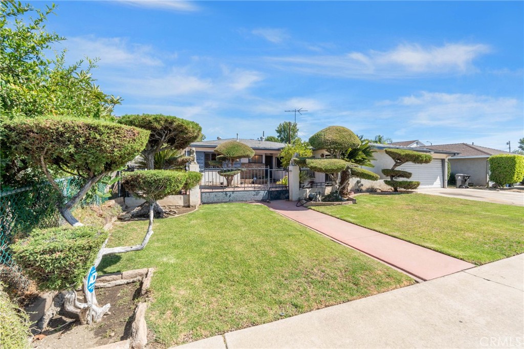 14909 Hiawatha Street