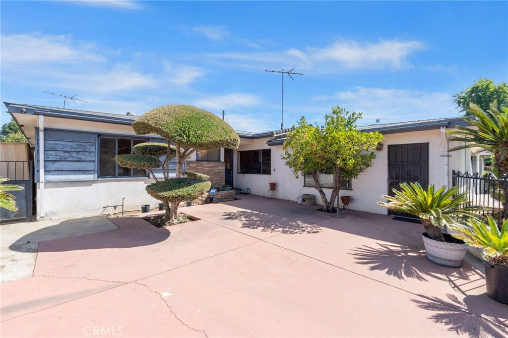 14909 Hiawatha Street