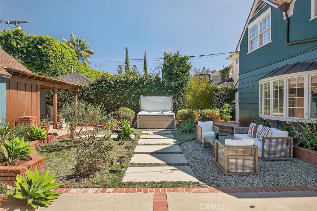 Bixby Knolls (BK) - Residential