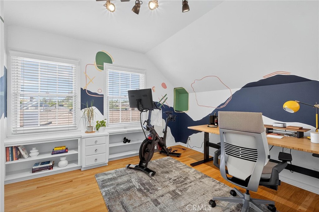 Bixby Knolls (BK) - Residential
