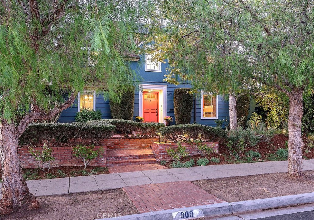 Bixby Knolls (BK) - Residential