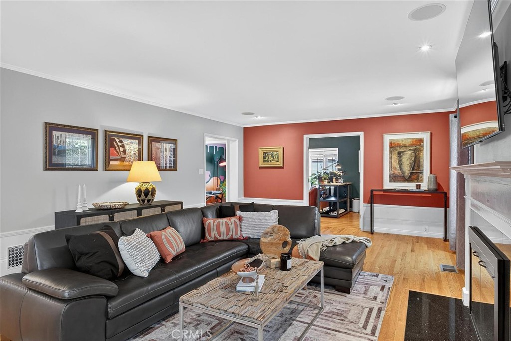 Bixby Knolls (BK) - Residential