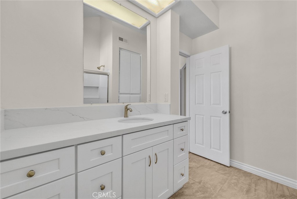 OTHR - Residential Lease