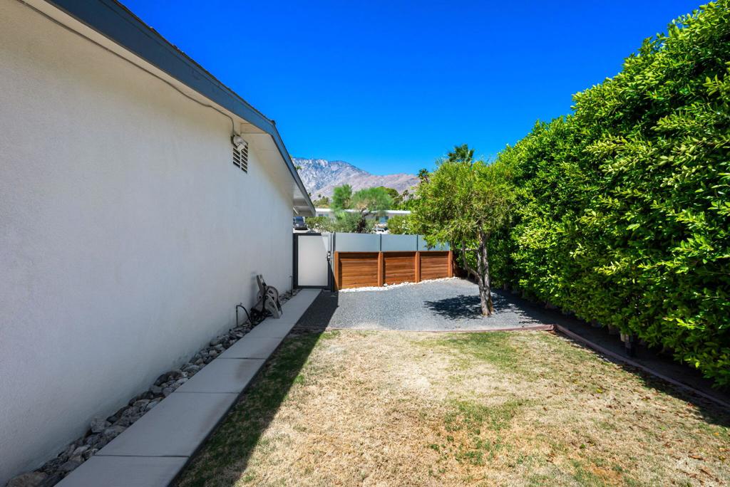 Chino Canyon - Residential