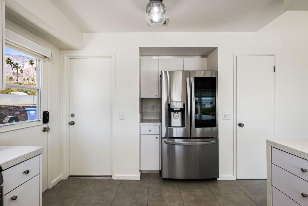 Chino Canyon - Residential