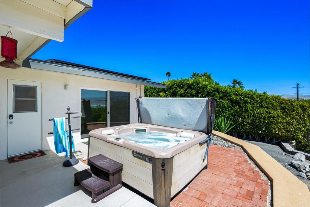 Chino Canyon - Residential