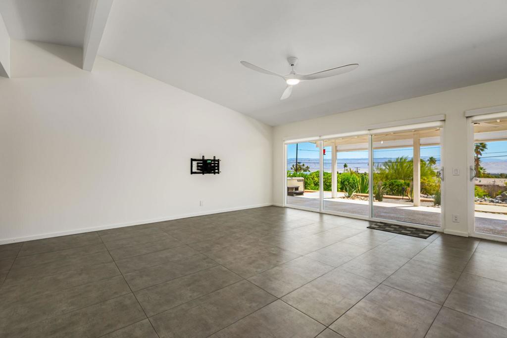 Chino Canyon - Residential