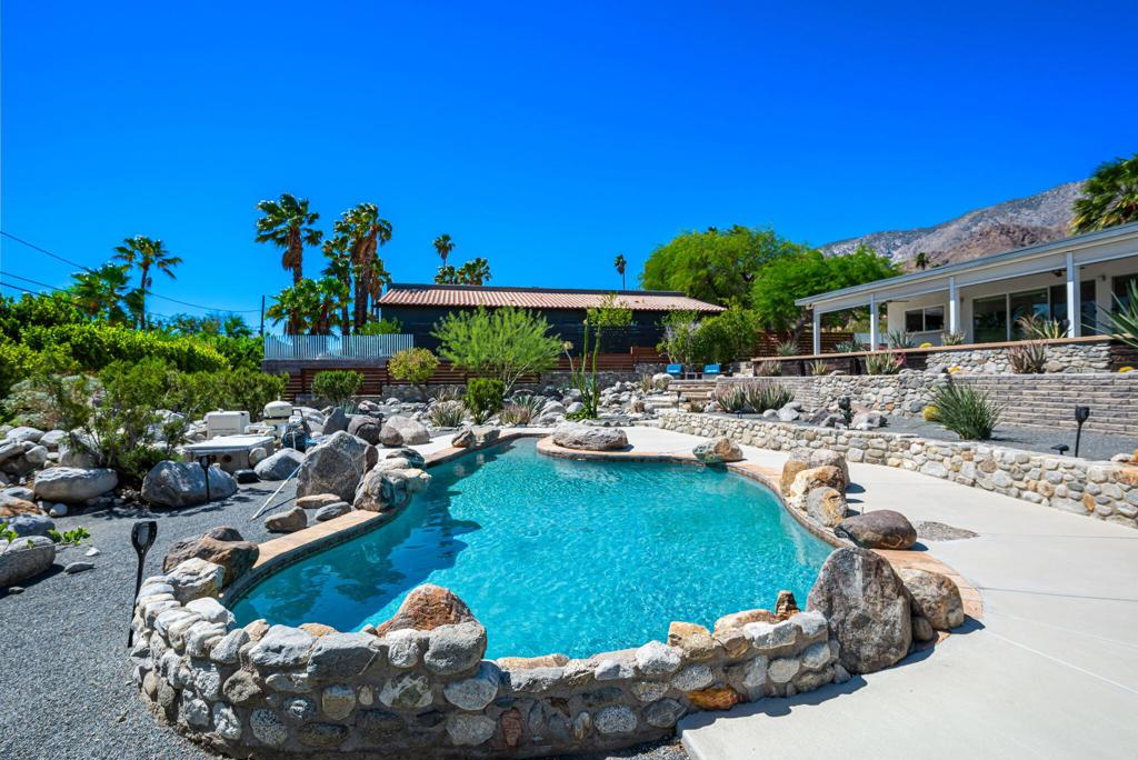 Chino Canyon - Residential