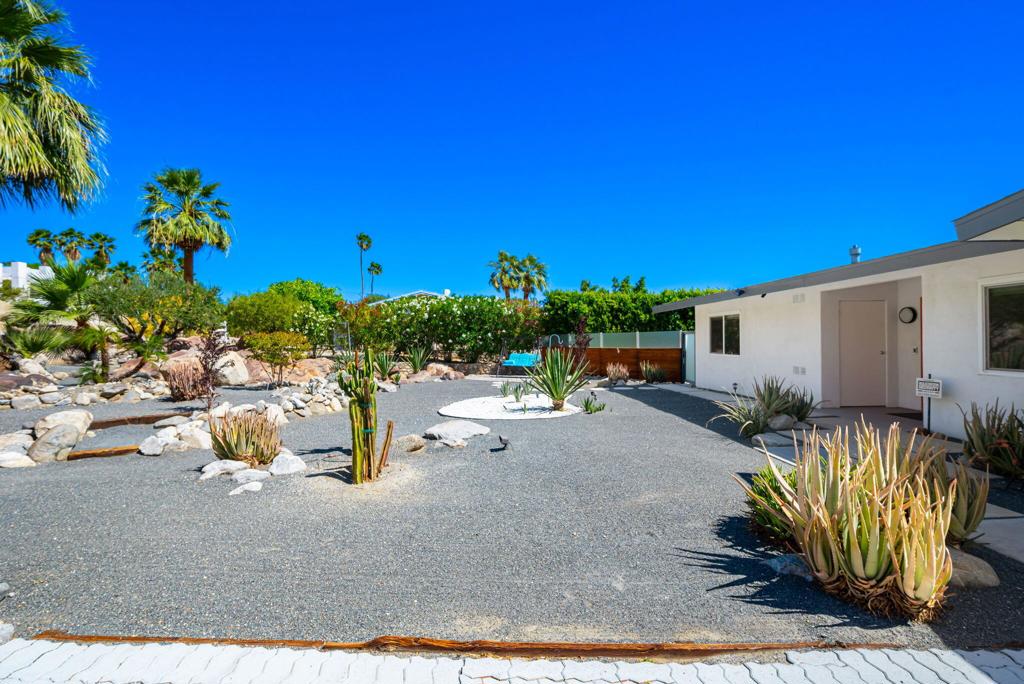 Chino Canyon - Residential