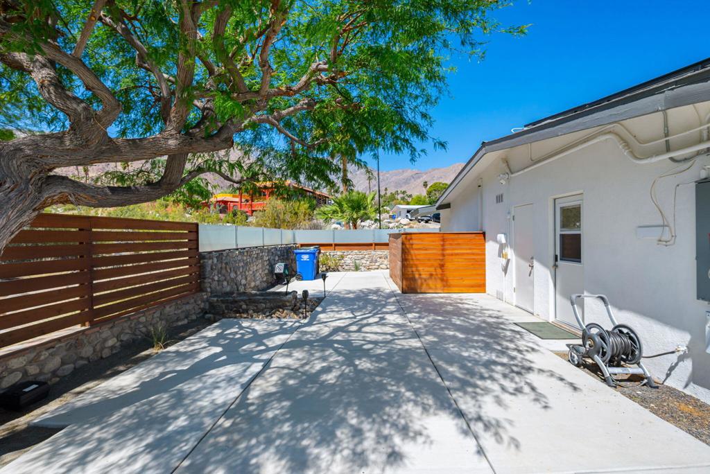 Chino Canyon - Residential