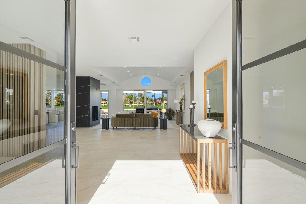75414 Riviera Drive