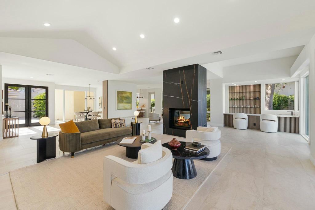 75414 Riviera Drive