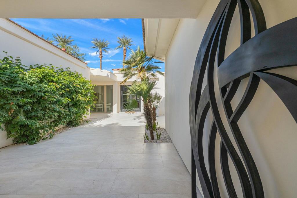 75414 Riviera Drive