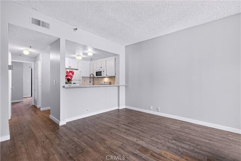 Photo of 730 W 4th Street St #308, Long Beach, CA 90802 (MLS # PW26187262)
