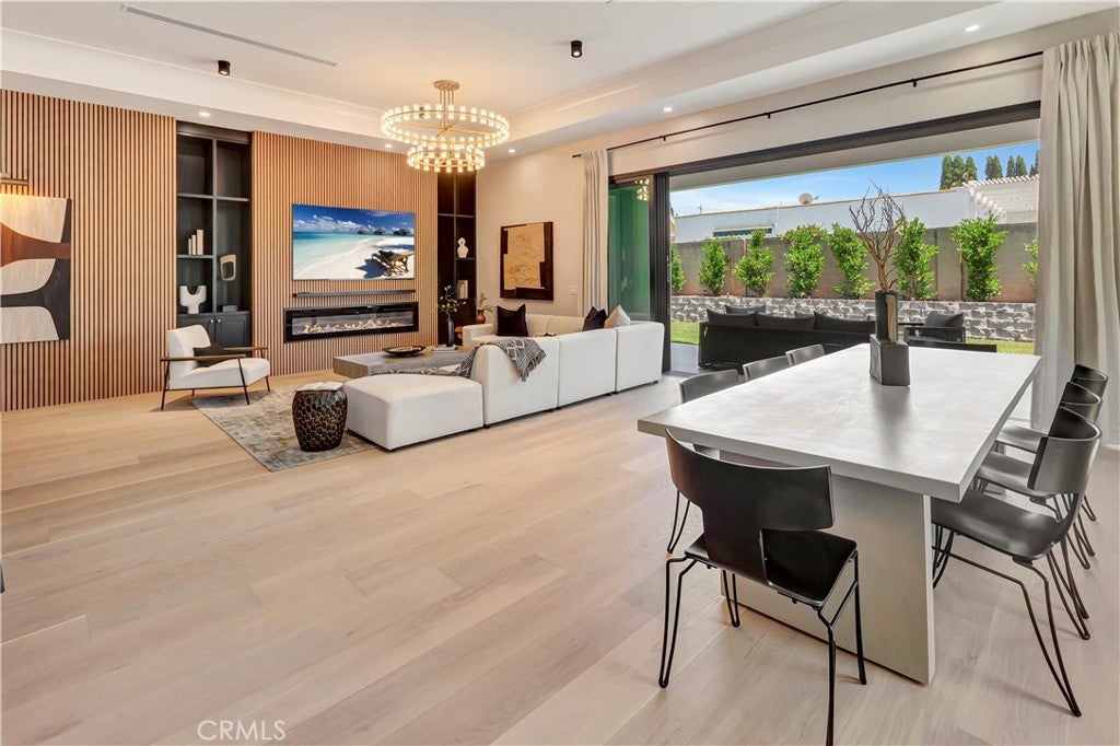 15362 Seine Cir., Irvine CA 92604 - Photo 9