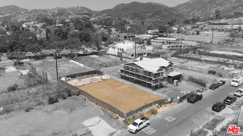 Photo of 1115 Via De La Paz, Los Angeles, CA 90272 (MLS # 26905379)