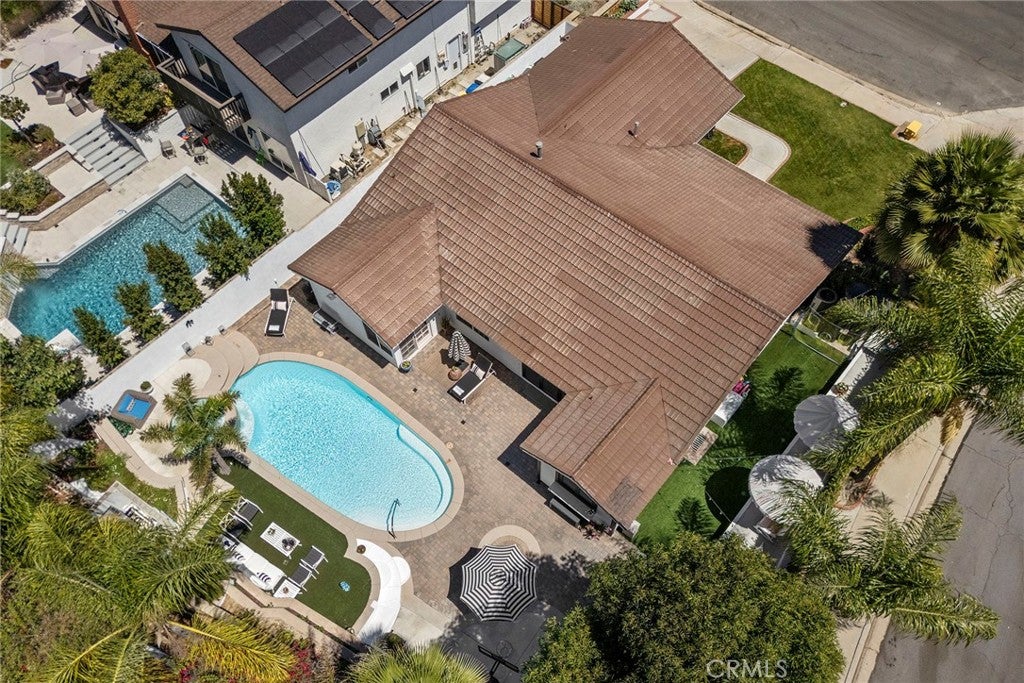 24271 La Pala Lane